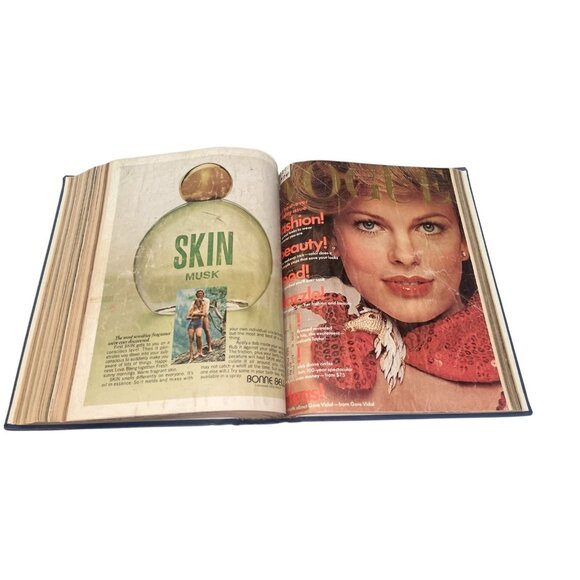 Vogue Magazine Bound Vol July-Dec 1974 Lauren Hutton Rene Russo Cristina Ferrare - Picture 3 of 10